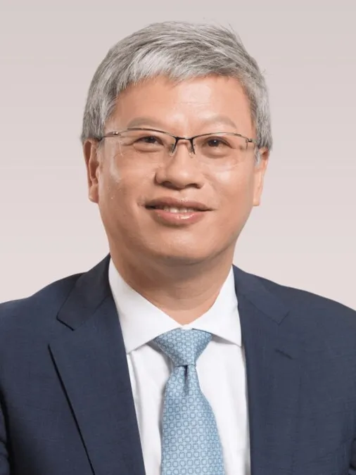 cliff chau headshot