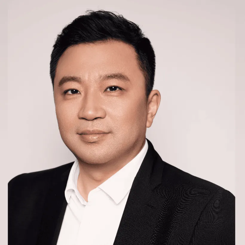 Jerry Li headshot