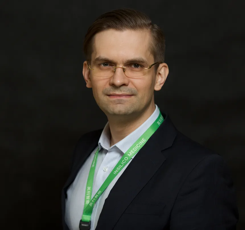 alex zhavoronkov headshot